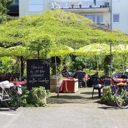 Park Hotel Конц Екстериор снимка