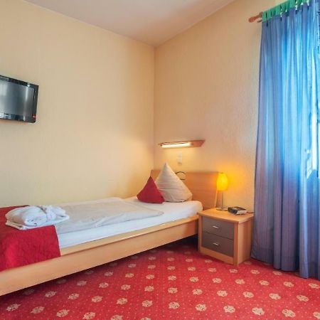 Park Hotel Конц Екстериор снимка