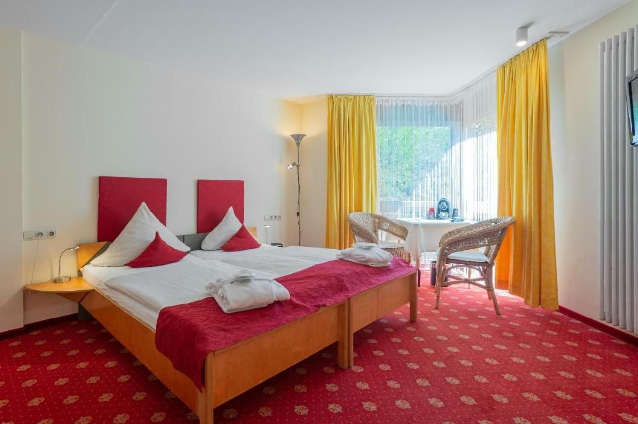 Park Hotel Конц Екстериор снимка