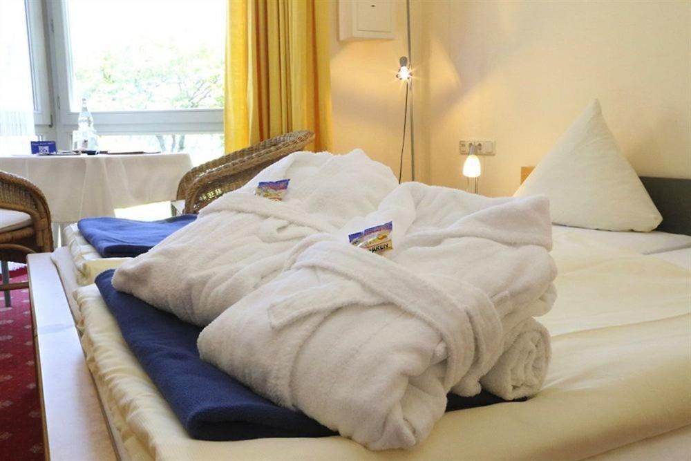 Park Hotel Конц Екстериор снимка