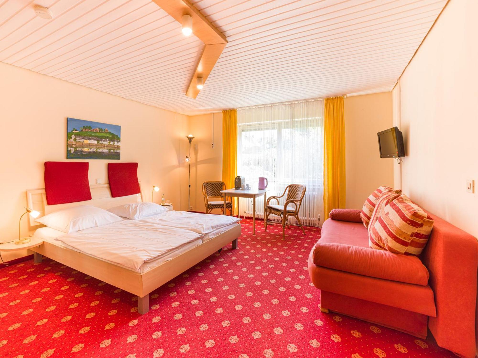 Park Hotel Конц Екстериор снимка